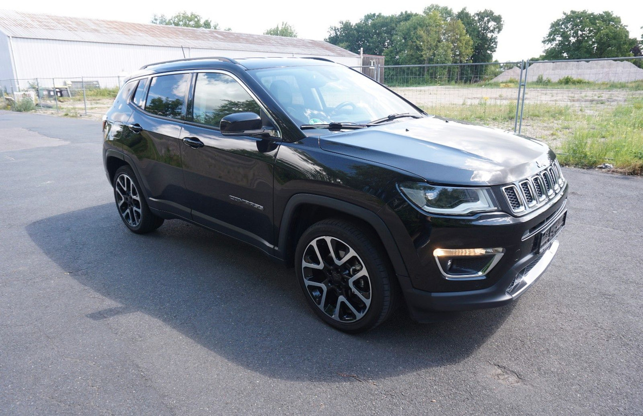 Jeep Compass 1.4 MultiAir 103kW Limited / Beats - سيارة دفع رباعي: صور 3 Jeep Compass 1.4 MultiAir 103kW Limited / Beats - سيارة دفع رباعي: صور 3