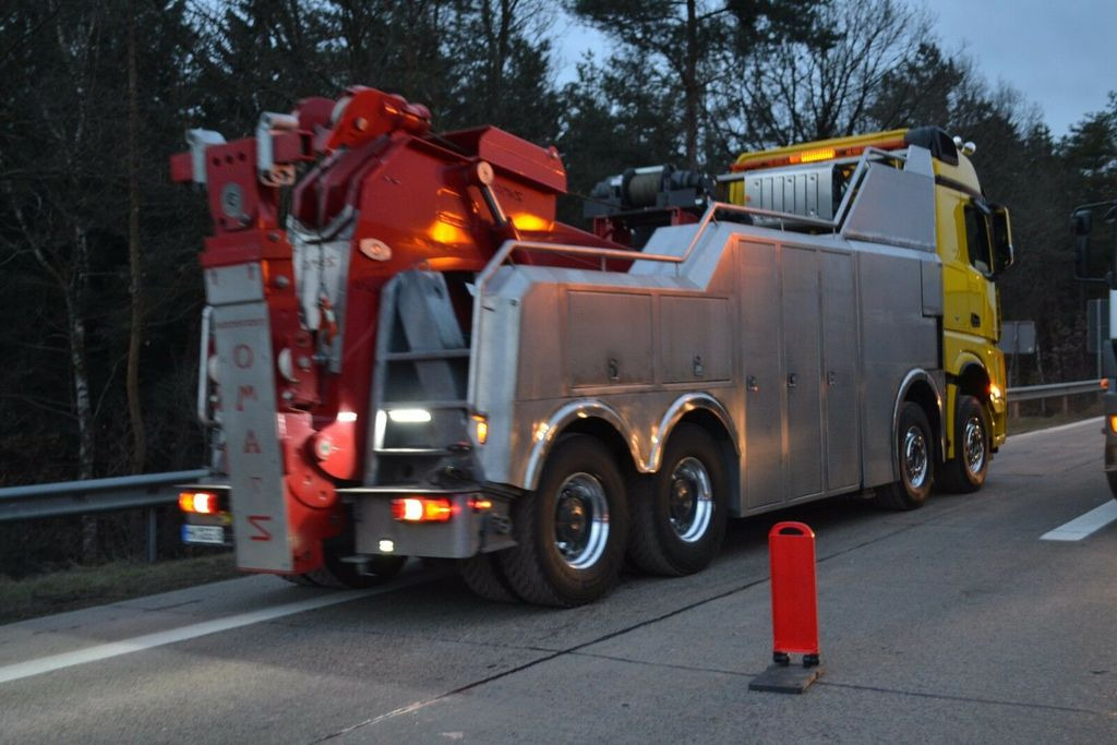 Mercedes-Benz Arocs 4163 8x4 G&G Heavy Wrecker Mercedes-Benz Arocs 4163 8x4 G&G Heavy Wrecker - سيارة السحب للتصليح: صور 4 Mercedes-Benz Arocs 4163 8x4 G&G Heavy Wrecker Mercedes-Benz Arocs 4163 8x4 G&G Heavy Wrecker - سيارة السحب للتصليح: صور 4