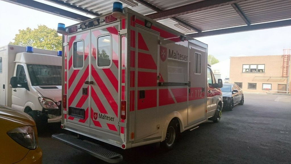 Mercedes-Benz Sprinter 519 ATM 0km / 107 Mercedes-Benz Sprinter 519 ATM 0km / 107 - سيارة إسعاف: صور 2 Mercedes-Benz Sprinter 519 ATM 0km / 107 Mercedes-Benz Sprinter 519 ATM 0km / 107 - سيارة إسعاف: صور 2