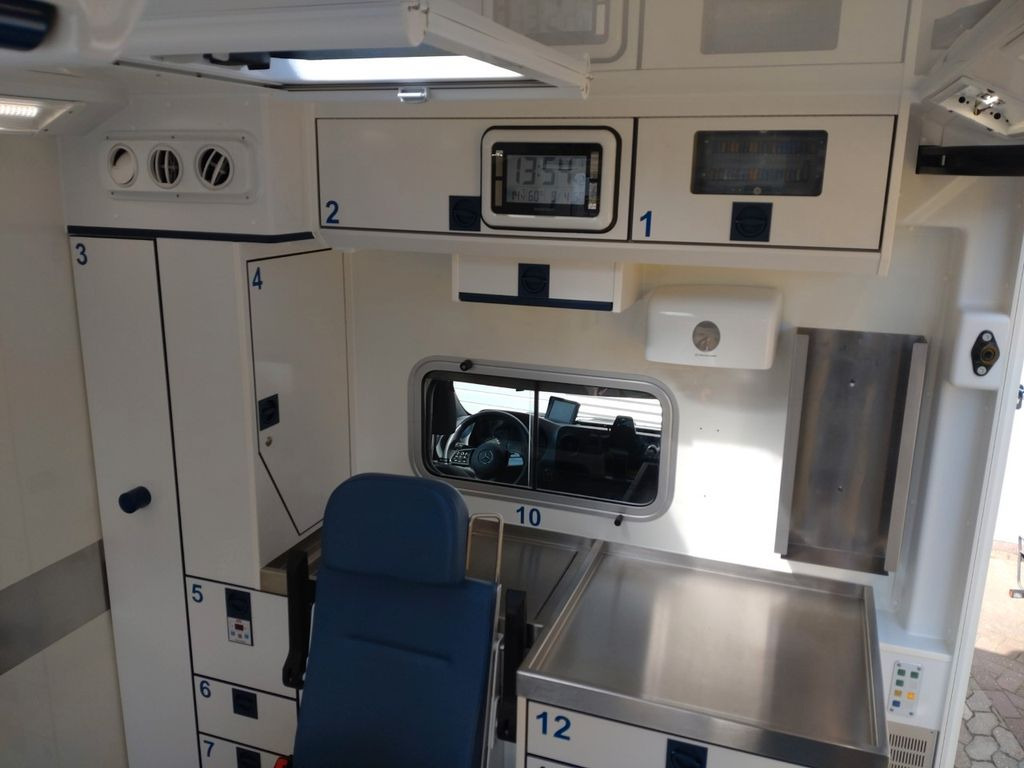 Mercedes-Benz Sprinter 519 / ATM 0km 4x on Stock Mercedes-Benz Sprinter 519 / ATM 0km 4x on Stock - سيارة إسعاف: صور 5 Mercedes-Benz Sprinter 519 / ATM 0km 4x on Stock Mercedes-Benz Sprinter 519 / ATM 0km 4x on Stock - سيارة إسعاف: صور 5