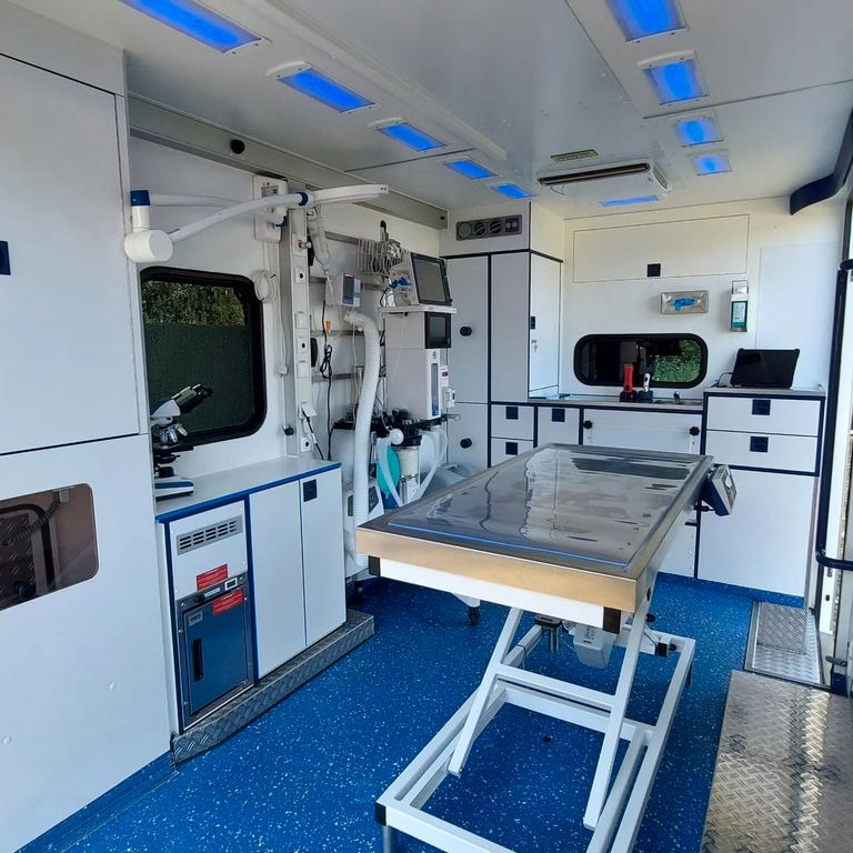 Mercedes-Benz Sprinter 519 Tierarzt Garantie Mercedes-Benz Sprinter 519 Tierarzt Garantie - سيارة إسعاف: صور 1 Mercedes-Benz Sprinter 519 Tierarzt Garantie Mercedes-Benz Sprinter 519 Tierarzt Garantie - سيارة إسعاف: صور 1