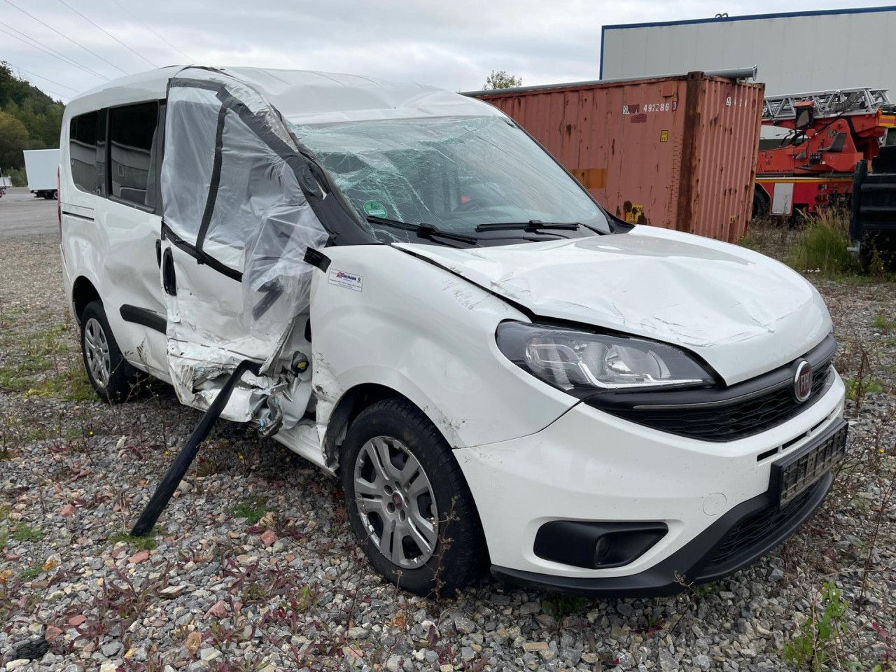 Fiat Doblo Maxi 1.6 M-Jet Euro6 Klima ZV - ميكروباص: صور 1 Fiat Doblo Maxi 1.6 M-Jet Euro6 Klima ZV - ميكروباص: صور 1