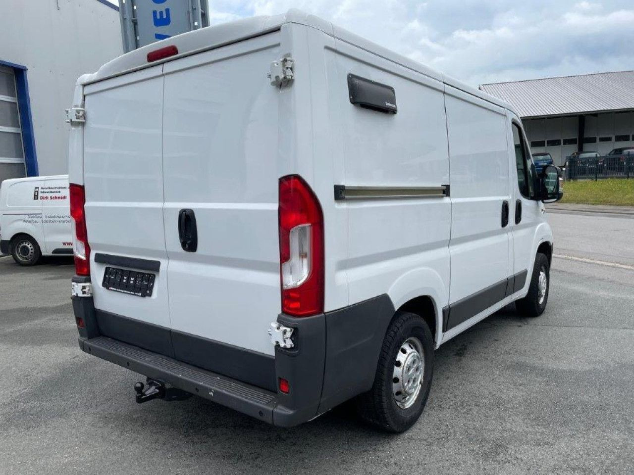 Fiat Ducato 30 130 M-Jet L1H1 Euro6 Klima AHK ZV - فان المدمجة: صور 3 Fiat Ducato 30 130 M-Jet L1H1 Euro6 Klima AHK ZV - فان المدمجة: صور 3