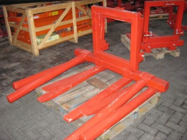COMBI balendrager en palletvork - شوكات - معدات المناولة: صور 1 COMBI balendrager en palletvork - شوكات - معدات المناولة: صور 1