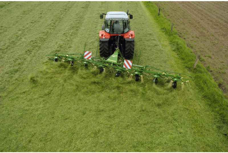 Krone gedragen schudders KW - لمّامَة القش: صور 2 Krone gedragen schudders KW - لمّامَة القش: صور 2