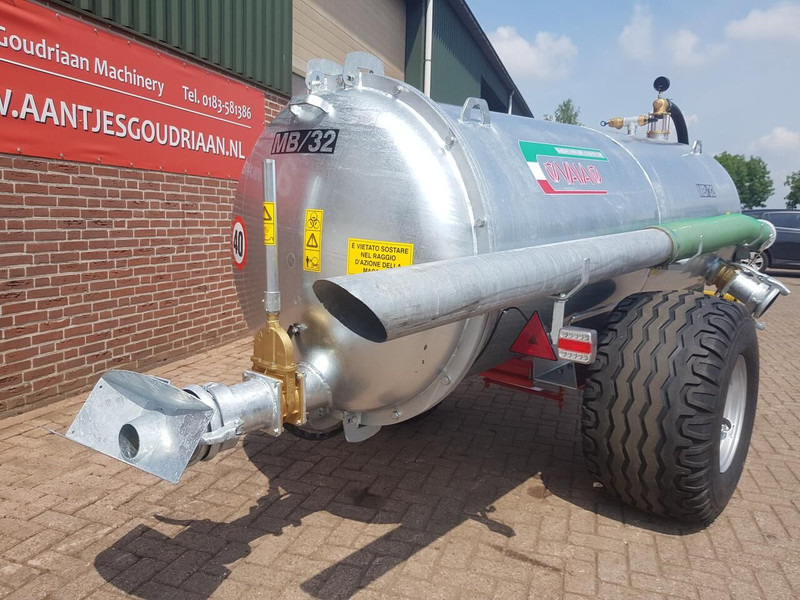 MB 32 Water tank - مقطورة صهريج: صور 3 MB 32 Water tank - مقطورة صهريج: صور 3