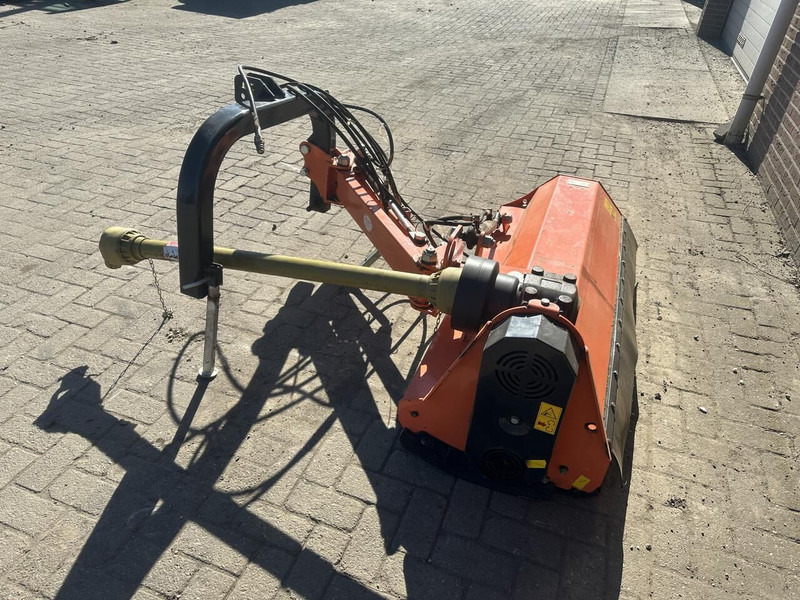 Onbekend Agri - جزازة المروج: صور 4 Onbekend Agri - جزازة المروج: صور 4