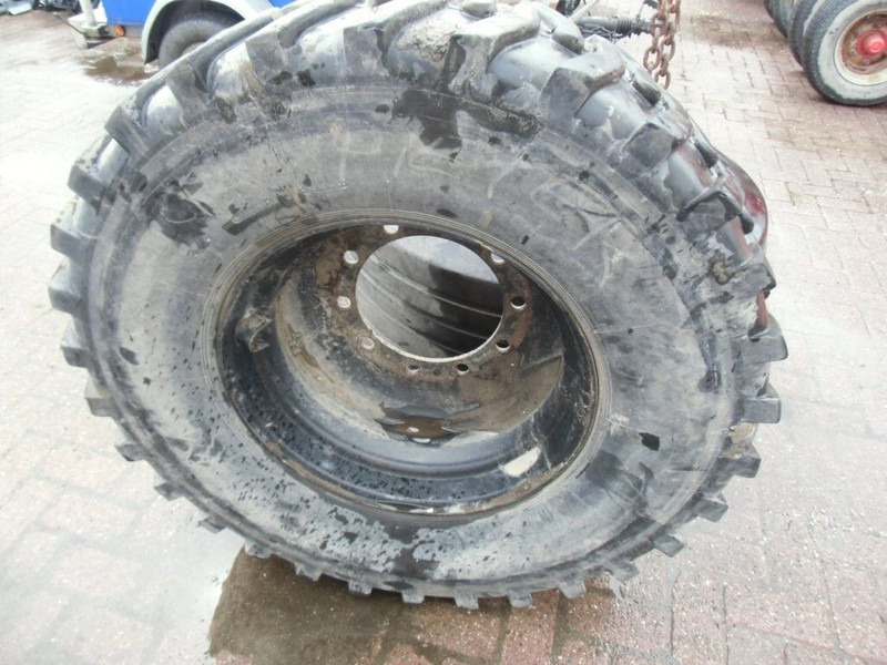 Onbekend Kraanband - الإطارات والجنوط: صور 1 Onbekend Kraanband - الإطارات والجنوط: صور 1