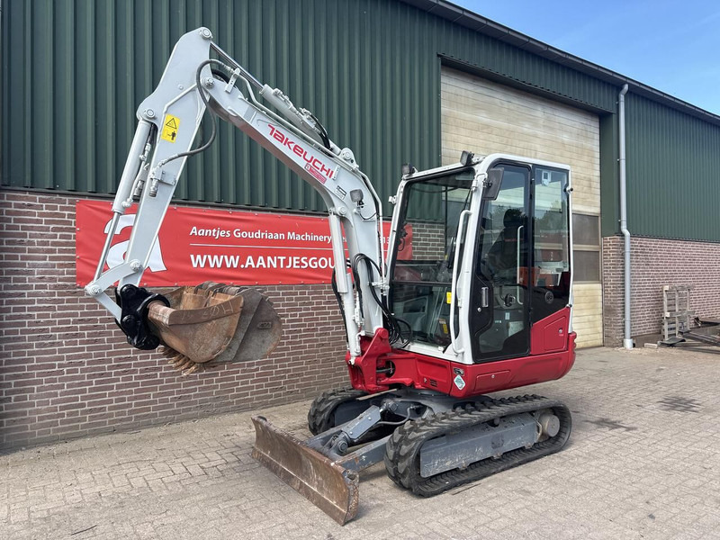Takeuchi Kraan TB230 - Gebruikt - حفارة مصغرة: صور 3 Takeuchi Kraan TB230 - Gebruikt - حفارة مصغرة: صور 3