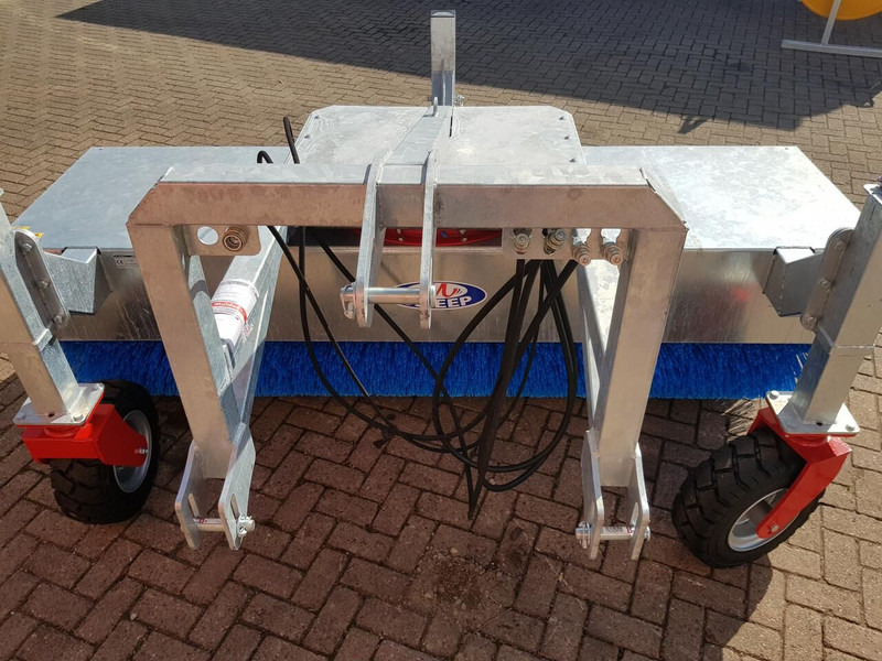 Veegmachine TV 800 front - مكنسة: صور 5 Veegmachine TV 800 front - مكنسة: صور 5