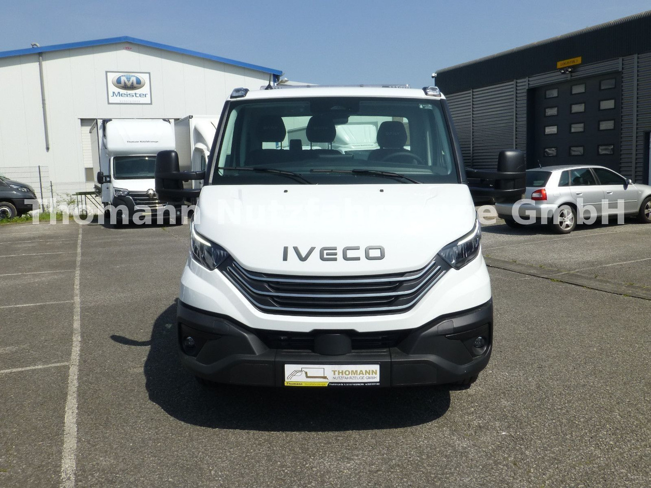 Iveco Daily 35S18 Autotransporter Aut. Luftfed. NAVI - سيارة السحب للتصليح: صور 3 Iveco Daily 35S18 Autotransporter Aut. Luftfed. NAVI - سيارة السحب للتصليح: صور 3