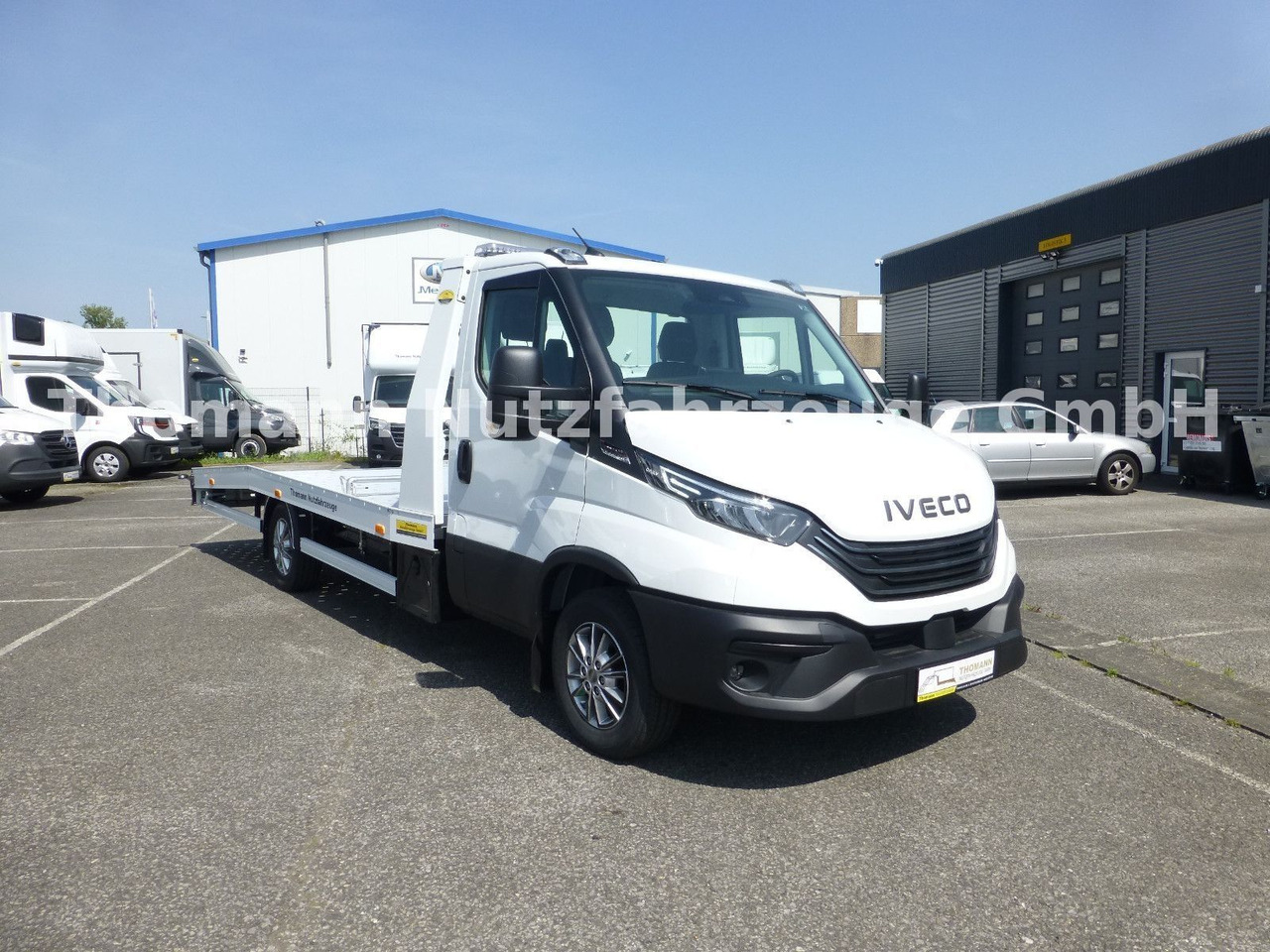 Iveco Daily 35S18 Autotransporter Aut. Luftfed. NAVI - سيارة السحب للتصليح: صور 2 Iveco Daily 35S18 Autotransporter Aut. Luftfed. NAVI - سيارة السحب للتصليح: صور 2