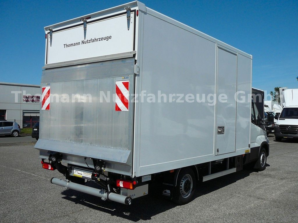 Iveco Daily 35S18 Koffer Ladebordwand Iveco Daily 35S18 Koffer Ladebordwand - الشاحنات الصغيرة صندوق مغلق: صور 4 Iveco Daily 35S18 Koffer Ladebordwand Iveco Daily 35S18 Koffer Ladebordwand - الشاحنات الصغيرة صندوق مغلق: صور 4