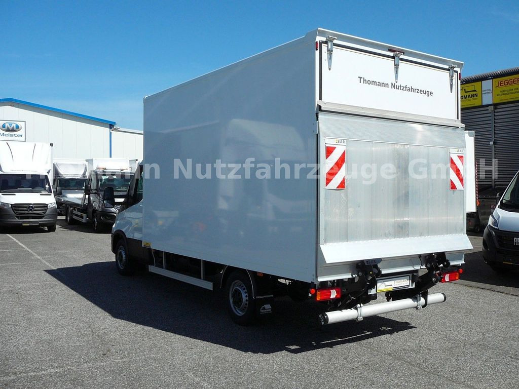 Iveco Daily 35S18 Koffer Ladebordwand Iveco Daily 35S18 Koffer Ladebordwand - الشاحنات الصغيرة صندوق مغلق: صور 5 Iveco Daily 35S18 Koffer Ladebordwand Iveco Daily 35S18 Koffer Ladebordwand - الشاحنات الصغيرة صندوق مغلق: صور 5