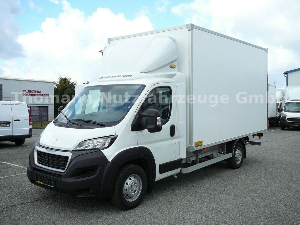 Peugeot Boxer Koffer Ladebordwand 750Kg Klimaautomatik Peugeot Boxer Koffer Ladebordwand 750Kg Klimaautomatik - الشاحنات الصغيرة صندوق مغلق: صور 1 Peugeot Boxer Koffer Ladebordwand 750Kg Klimaautomatik Peugeot Boxer Koffer Ladebordwand 750Kg Klimaautomatik - الشاحنات الصغيرة صندوق مغلق: صور 1