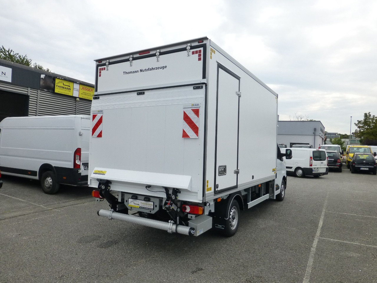 Renault NEW Master 2025 Kühlkoffer LBW Xarios 300 Premiu - الشاحنات الصغيرة المبردة: صور 5 Renault NEW Master 2025 Kühlkoffer LBW Xarios 300 Premiu - الشاحنات الصغيرة المبردة: صور 5