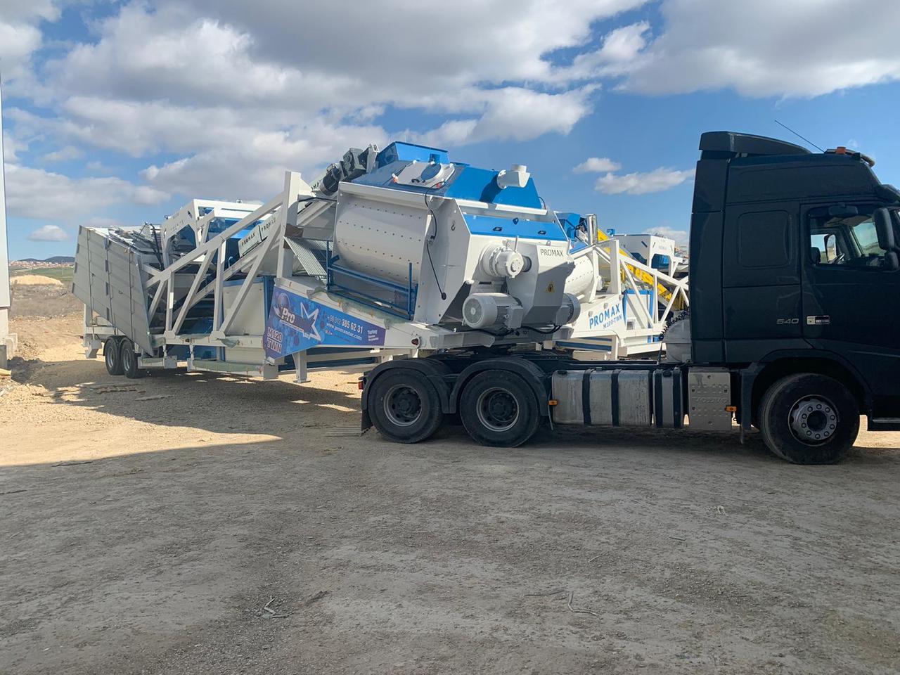 Mobile Concrete Batching Plant M120-TWN (120m3/h) - مصنع خلط الخرسانة: صور 4 Mobile Concrete Batching Plant M120-TWN (120m3/h) - مصنع خلط الخرسانة: صور 4