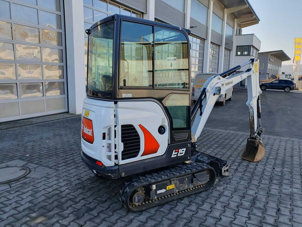 Bobcat E19 / MS01 / nur 423h! / 2023 / Tieflöffel 300mm Bobcat E19 / MS01 / nur 423h! / 2023 / Tieflöffel 300mm - حفارة مصغرة: صور 3 Bobcat E19 / MS01 / nur 423h! / 2023 / Tieflöffel 300mm Bobcat E19 / MS01 / nur 423h! / 2023 / Tieflöffel 300mm - حفارة مصغرة: صور 3