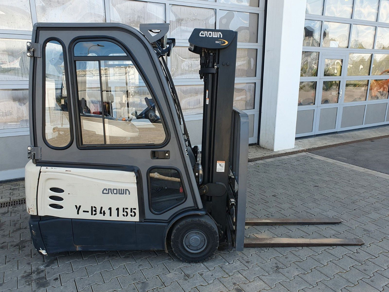 Crown SCT6020-1.3 / Triplex 4,3m / 2.658h / 2020 - رافعة شوكية كهربائية: صور 2 Crown SCT6020-1.3 / Triplex 4,3m / 2.658h / 2020 - رافعة شوكية كهربائية: صور 2