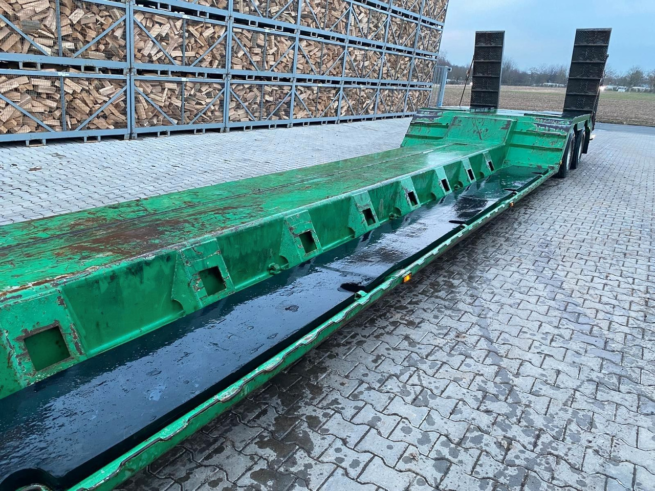 Dinkel Ebert TLS 36 ST AV 2-Achs-Auflieger abkoppelbar - عربة مسطحة منخفضة نصف مقطورة: صور 2 Dinkel Ebert TLS 36 ST AV 2-Achs-Auflieger abkoppelbar - عربة مسطحة منخفضة نصف مقطورة: صور 2