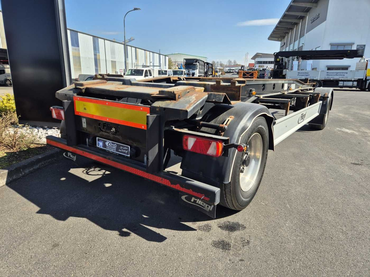 Fliegl ZPS180 Abroll-Container Tropper Pellet-Silo 22m³ Fliegl ZPS180 Abroll-Container Tropper Pellet-Silo 22m³ - مقطورة هوك ليفت/ لود لوجر: صور 2 Fliegl ZPS180 Abroll-Container Tropper Pellet-Silo 22m³ Fliegl ZPS180 Abroll-Container Tropper Pellet-Silo 22m³ - مقطورة هوك ليفت/ لود لوجر: صور 2