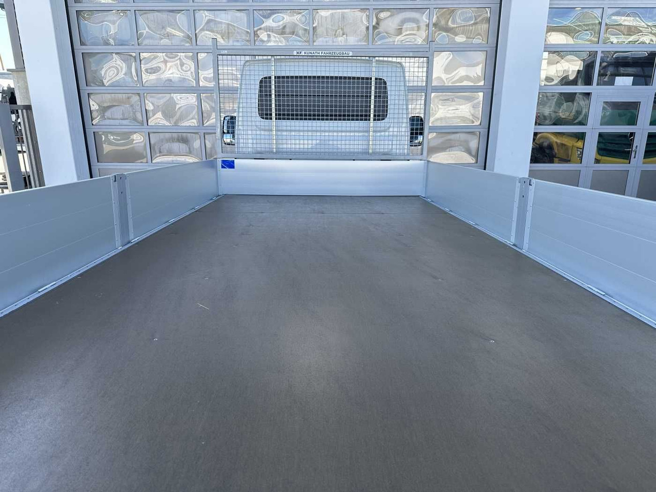 الشاحنات الصغيرة المسطحة Iveco 60C16H 3.0L *R4.350mm*AHK*3-Sitze*Klima*: صور 15