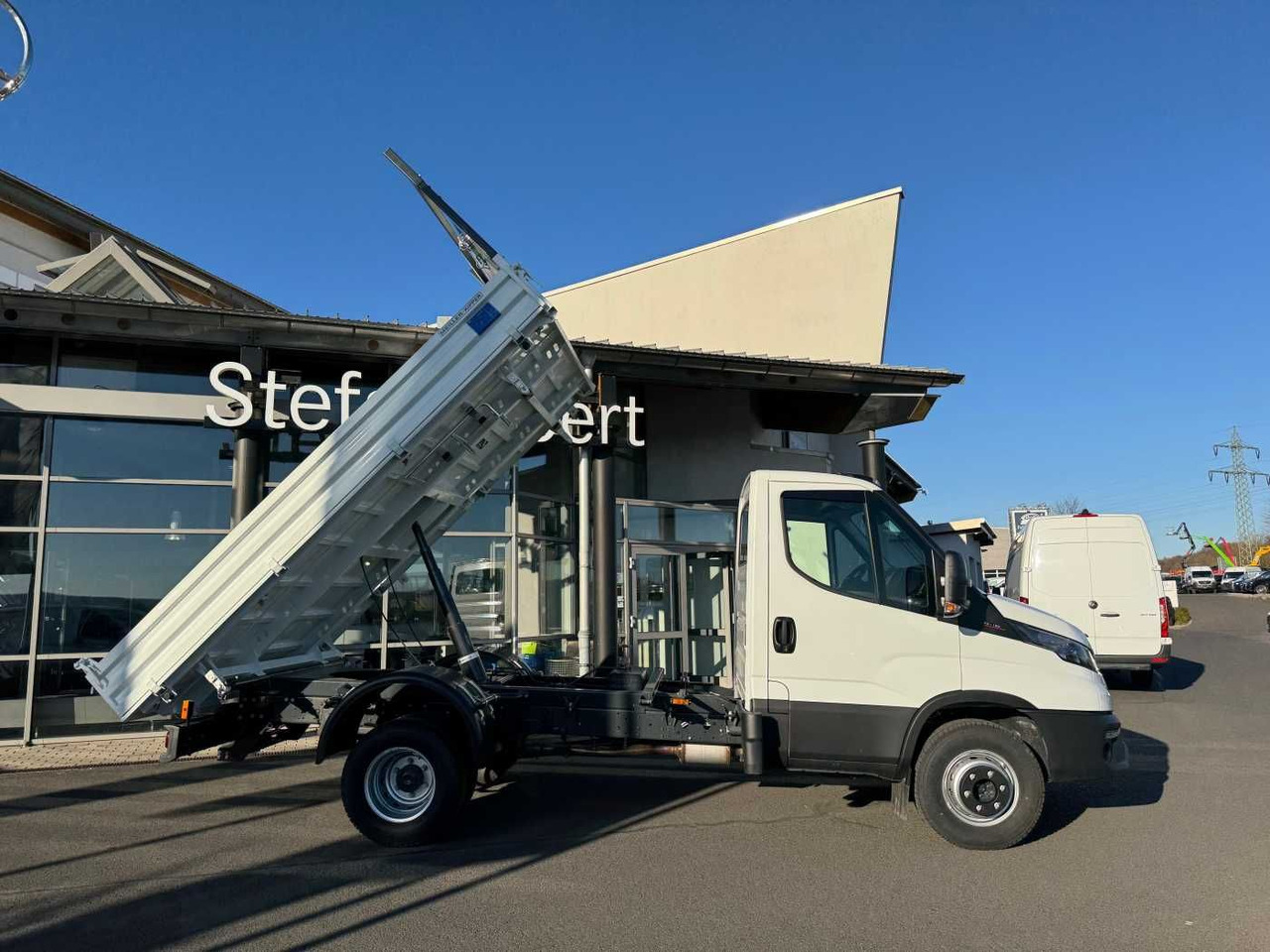 Iveco 70C18H Meiller 3-S.Kipper *2xAHK*Klima* - قلاب صغير: صور 2 Iveco 70C18H Meiller 3-S.Kipper *2xAHK*Klima* - قلاب صغير: صور 2