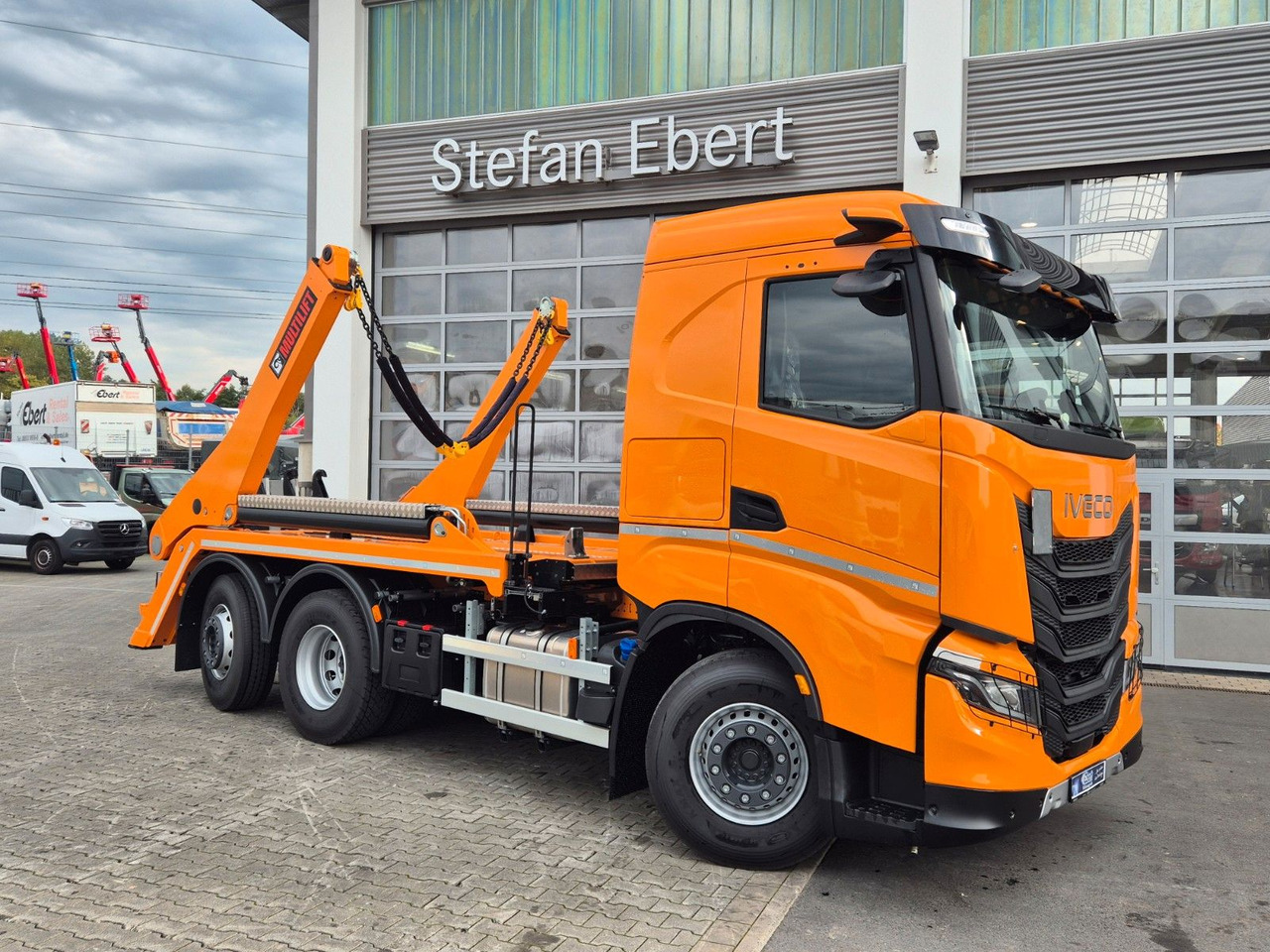 Iveco AS280X58Y/ PS ON Hiab FTR18 Funk AHK Bett Cam - قلابات: صور 5 Iveco AS280X58Y/ PS ON Hiab FTR18 Funk AHK Bett Cam - قلابات: صور 5