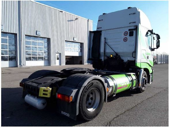 Iveco AS440S40T/P NG LNG Erdgas Intarder 3 Stück Iveco AS440S40T/P NG LNG Erdgas Intarder 3 Stück - شاحنة جرار: صور 3 Iveco AS440S40T/P NG LNG Erdgas Intarder 3 Stück Iveco AS440S40T/P NG LNG Erdgas Intarder 3 Stück - شاحنة جرار: صور 3