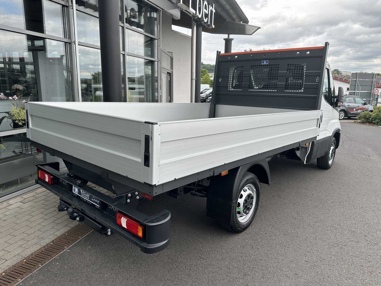 Iveco Daily 35S16 A8 Pritsche *R3.450mm*AHK* - الشاحنات الصغيرة المسطحة: صور 4 Iveco Daily 35S16 A8 Pritsche *R3.450mm*AHK* - الشاحنات الصغيرة المسطحة: صور 4