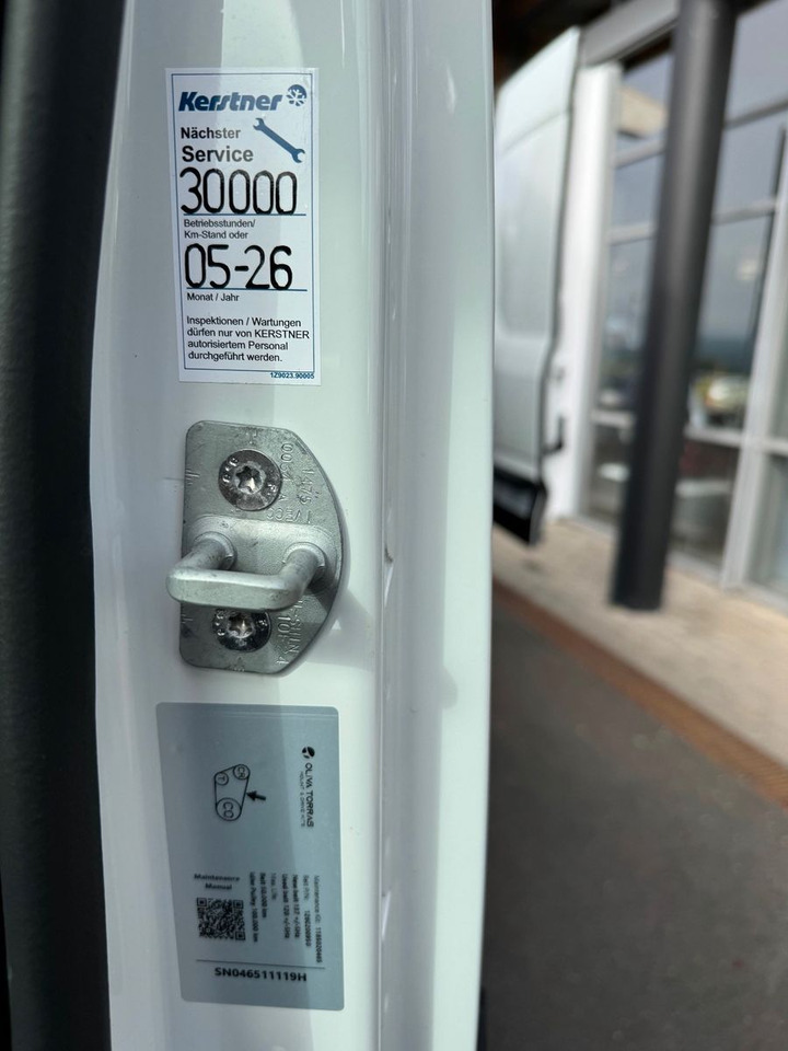 الشاحنات الصغيرة المبردة Iveco Daily 35S16 A8 *Standkühlung*Kamera*Automatik*: صور 26 الشاحنات الصغيرة المبردة Iveco Daily 35S16 A8 *Standkühlung*Kamera*Automatik*: صور 26