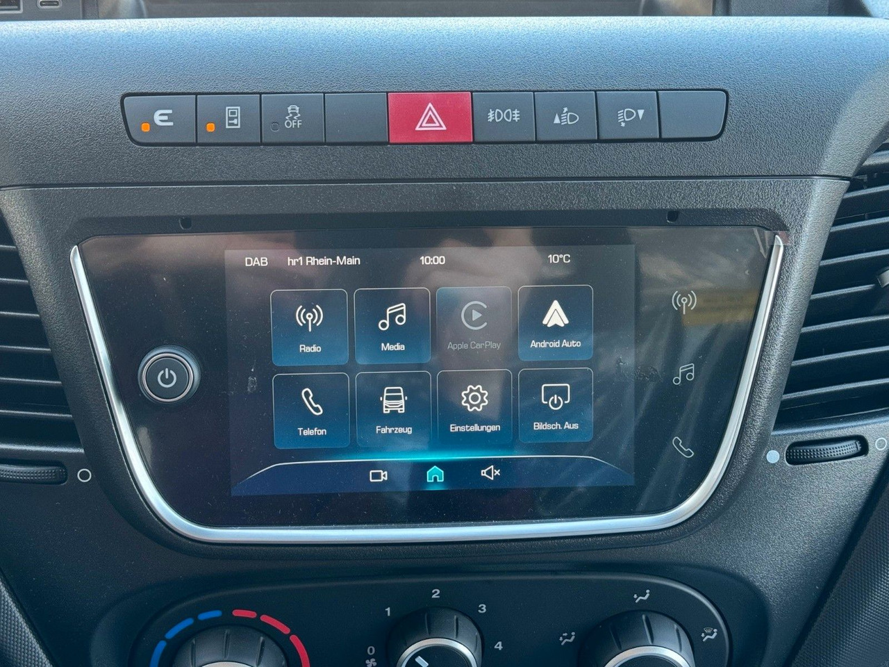 الشاحنات الصغيرة المبردة Iveco Daily 35S16 A8 *Standkühlung*Kamera*Automatik*: صور 19 الشاحنات الصغيرة المبردة Iveco Daily 35S16 A8 *Standkühlung*Kamera*Automatik*: صور 19