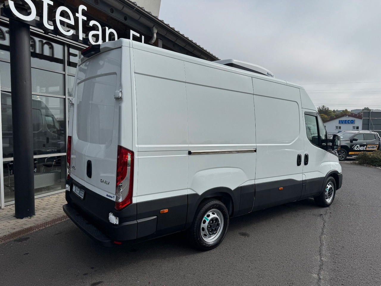 الشاحنات الصغيرة المبردة Iveco Daily 35S16 A8 *Standkühlung*Kamera*Automatik*: صور 9 الشاحنات الصغيرة المبردة Iveco Daily 35S16 A8 *Standkühlung*Kamera*Automatik*: صور 9