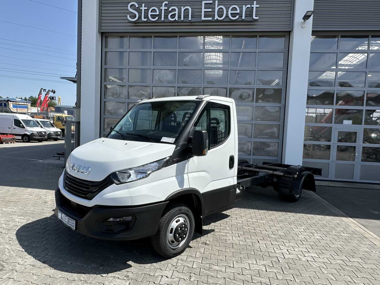 Iveco Daily 50C18 H 3.0L *R4.350mm*Klima* - الشاسيه شاحنة: صور 1 Iveco Daily 50C18 H 3.0L *R4.350mm*Klima* - الشاسيه شاحنة: صور 1