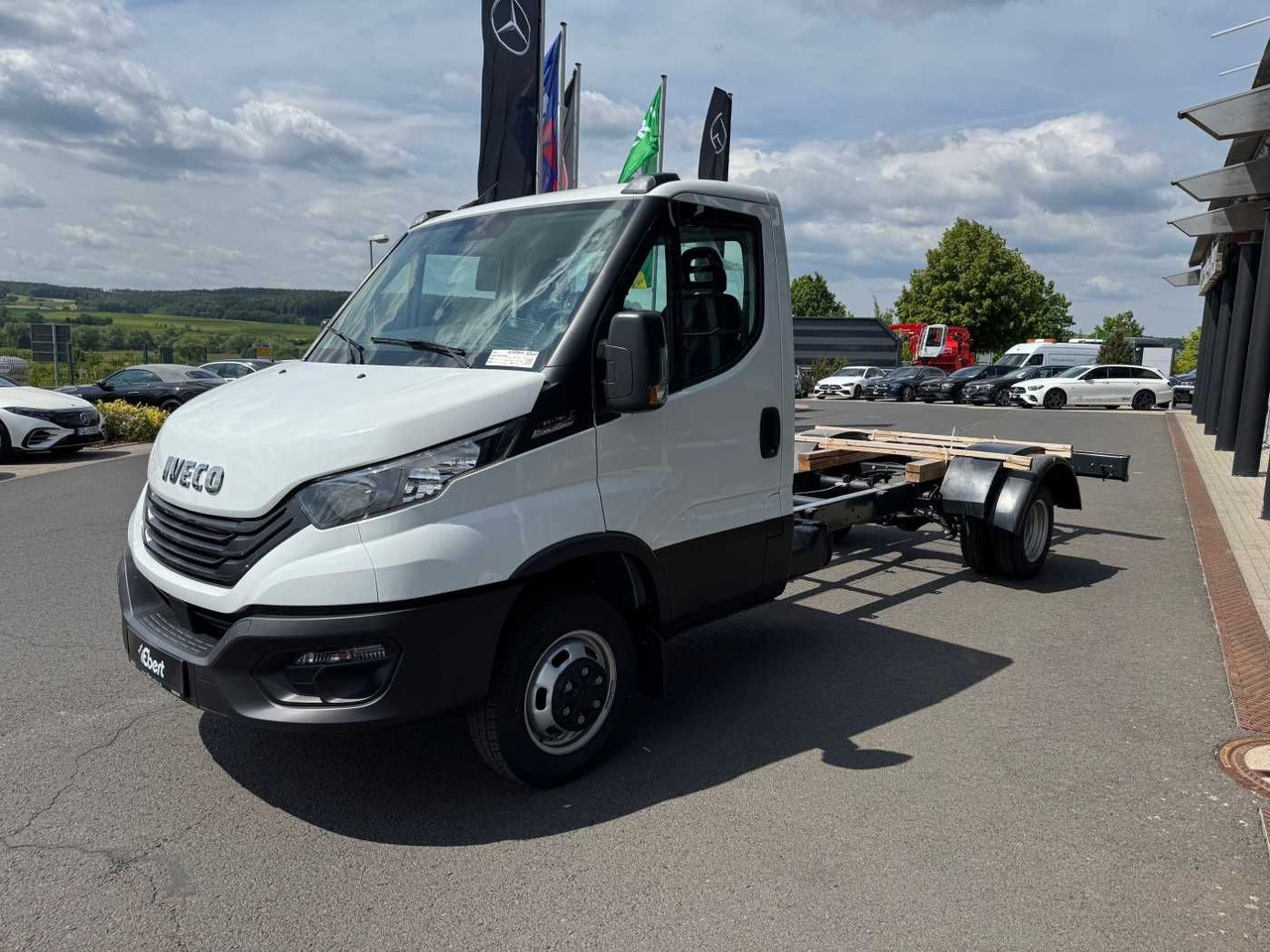 Iveco Daily 50C18 HA8 3.0L *R4.350mm*Klima*Automatik* - الشاسيه شاحنة: صور 3 Iveco Daily 50C18 HA8 3.0L *R4.350mm*Klima*Automatik* - الشاسيه شاحنة: صور 3