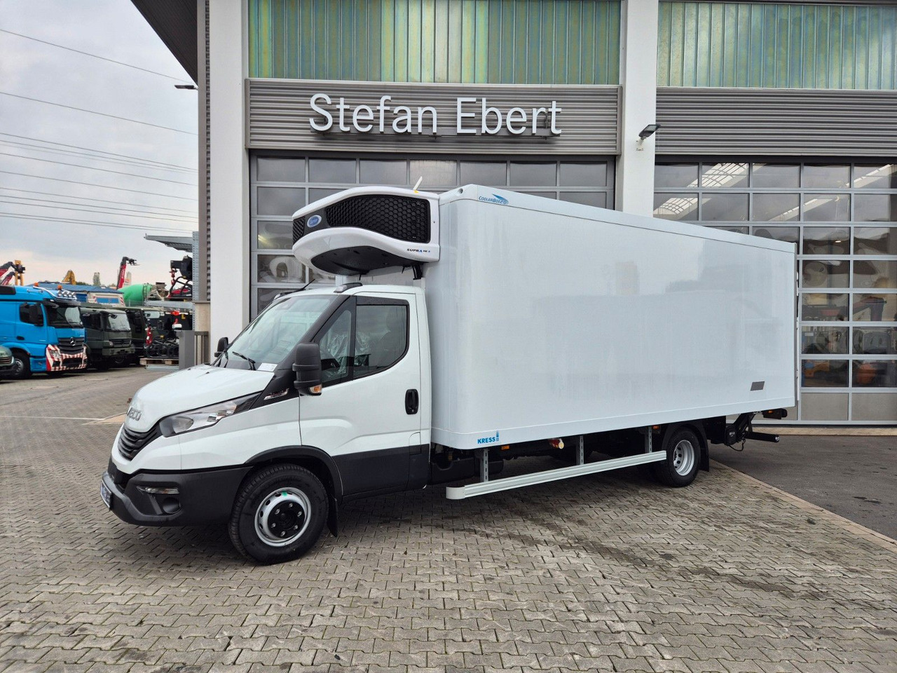 Iveco Daily 70C18 A8 3.0L *R5.100mm*LBW*Luft*Automatik - الشاحنات الصغيرة المبردة: صور 2 Iveco Daily 70C18 A8 3.0L *R5.100mm*LBW*Luft*Automatik - الشاحنات الصغيرة المبردة: صور 2