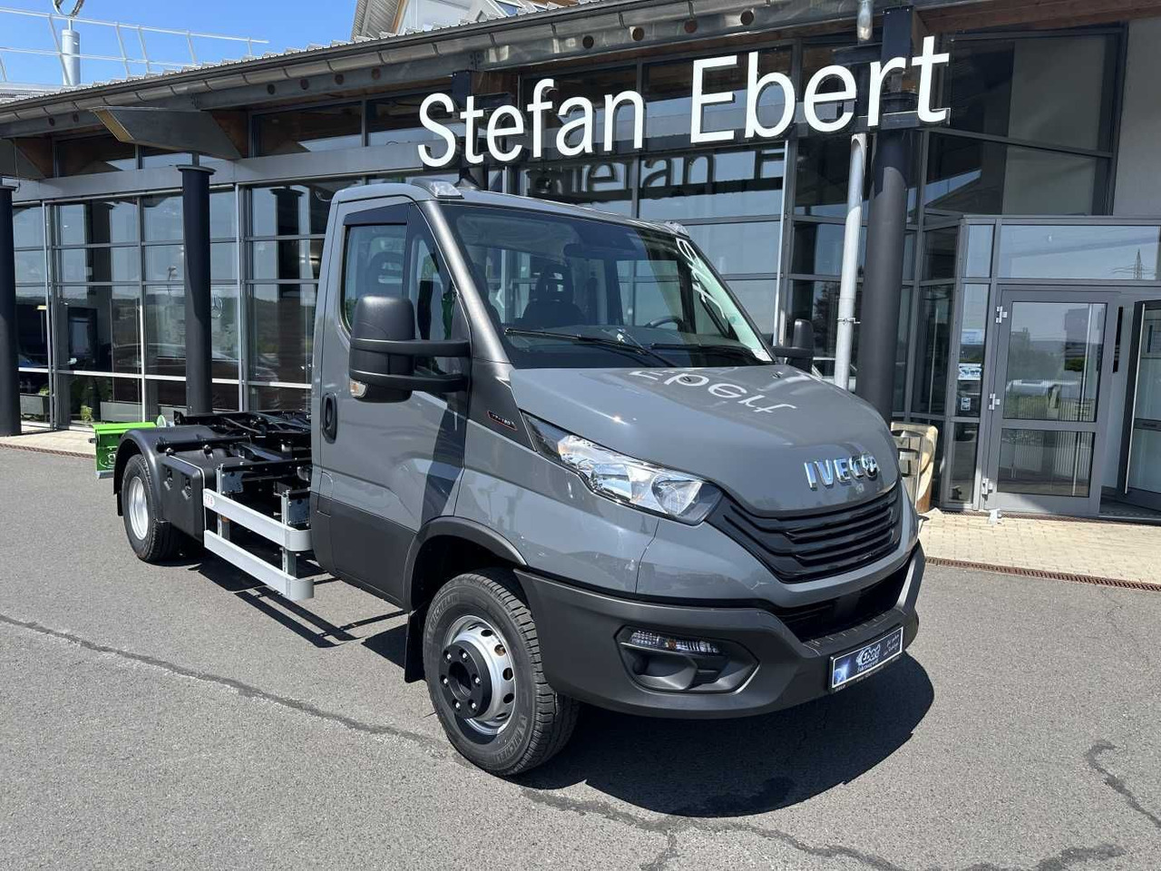Iveco Daily 70C18 H 3.0L *R3.750mm*AHK*Luft*Sperre* - الشاحنات الصغيرة: صور 1 Iveco Daily 70C18 H 3.0L *R3.750mm*AHK*Luft*Sperre* - الشاحنات الصغيرة: صور 1