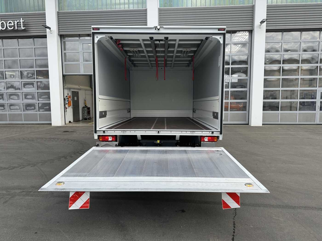 الشاحنات الصغيرة صندوق مغلق جديد Iveco Daily 70C18 HA8 *LBW*Schwenkwandkoffer*: صور 7