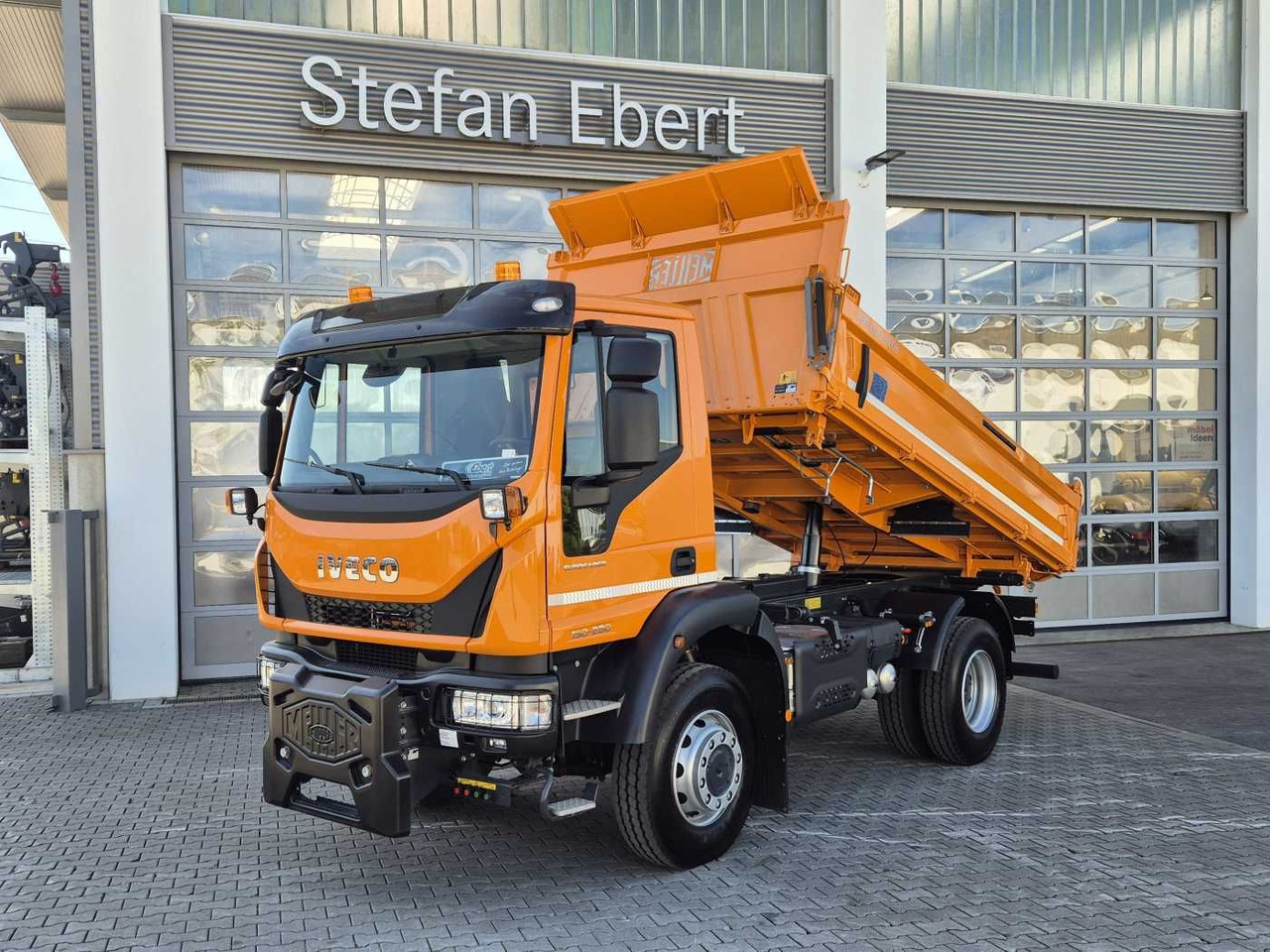 Iveco Eurocargo ML150E28W 4x4 Winterdienst Vorb. 2xAHK - قلابات: صور 1 Iveco Eurocargo ML150E28W 4x4 Winterdienst Vorb. 2xAHK - قلابات: صور 1
