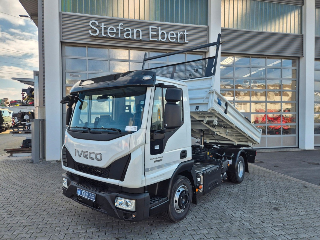 Iveco Eurocargo ML80E21 Meiller 2x AHK 3 Sitze Klima - قلاب صغير: صور 1 Iveco Eurocargo ML80E21 Meiller 2x AHK 3 Sitze Klima - قلاب صغير: صور 1