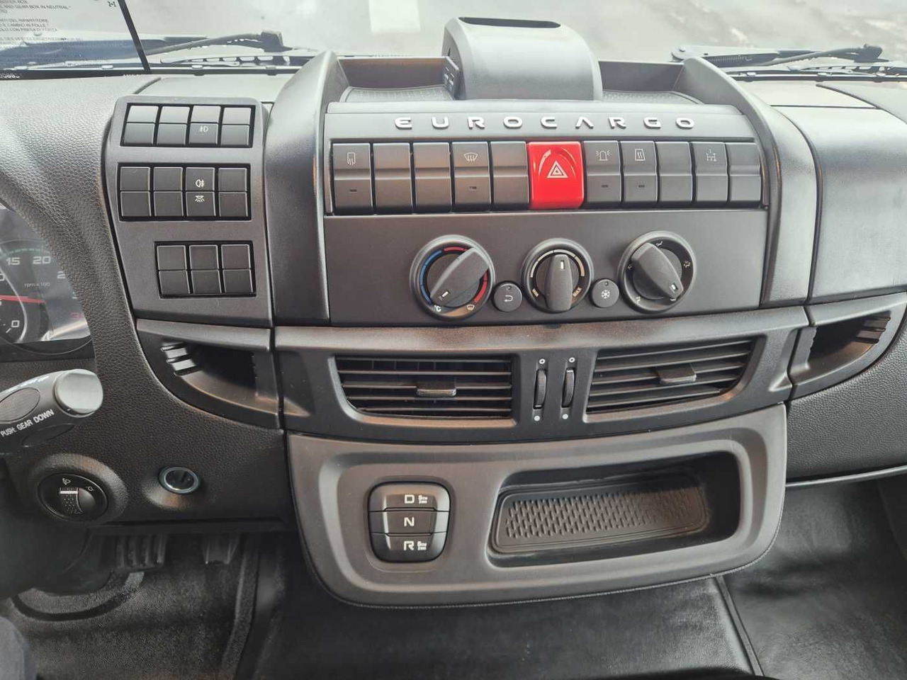 قلابات Iveco ML150E28W 4x4 Meiller Dreiseitenkipper 2xAHK: صور 11