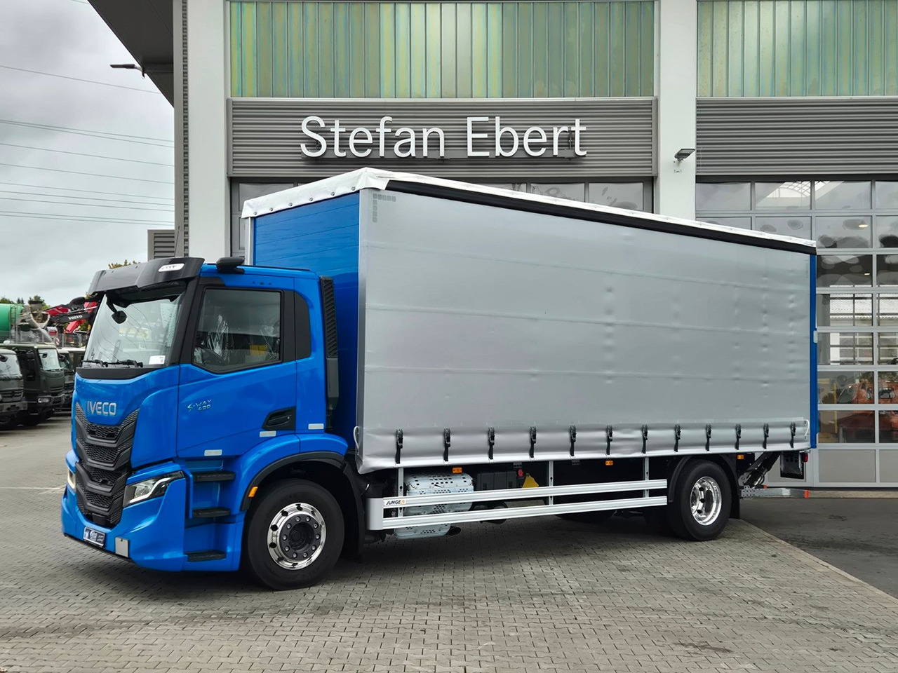 Iveco S-Way AD190S40/P Curtainsider *MirrorCam*LBW* - شاحنة ستارة: صور 4 Iveco S-Way AD190S40/P Curtainsider *MirrorCam*LBW* - شاحنة ستارة: صور 4