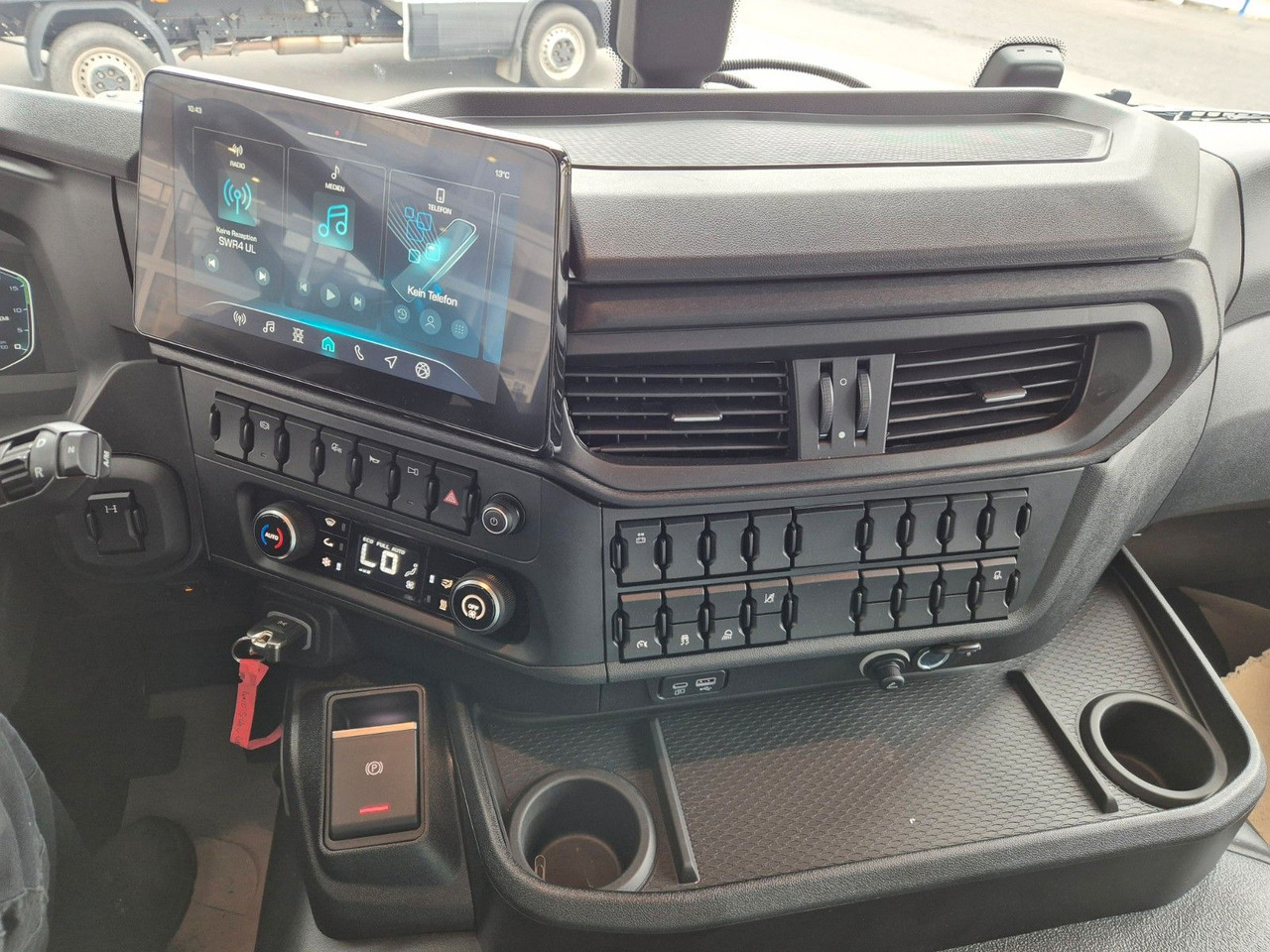 شاحنة ستارة Iveco S-Way AD190S40/P Curtainsider *MirrorCam*LBW*: صور 22 شاحنة ستارة Iveco S-Way AD190S40/P Curtainsider *MirrorCam*LBW*: صور 22