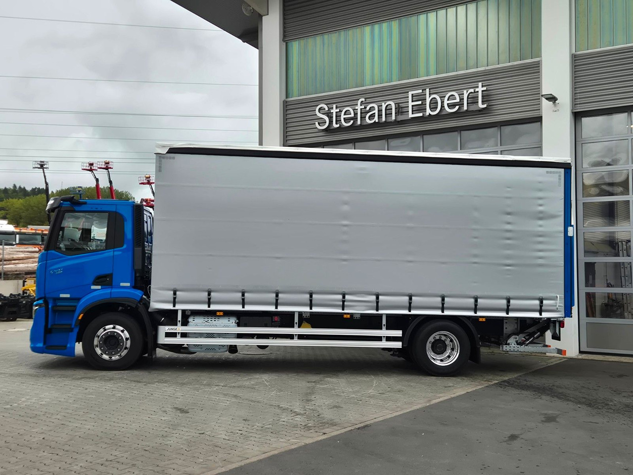 Iveco S-Way AD190S40/P Curtainsider *MirrorCam*LBW* - شاحنة ستارة: صور 5 Iveco S-Way AD190S40/P Curtainsider *MirrorCam*LBW* - شاحنة ستارة: صور 5
