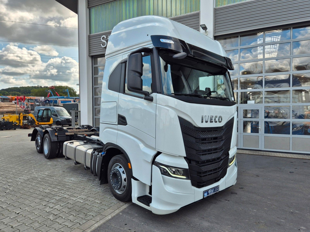 Iveco S-Way AS260S46Y/FP 6x2 Intarder Standklima - الشاسيه شاحنة: صور 4 Iveco S-Way AS260S46Y/FP 6x2 Intarder Standklima - الشاسيه شاحنة: صور 4