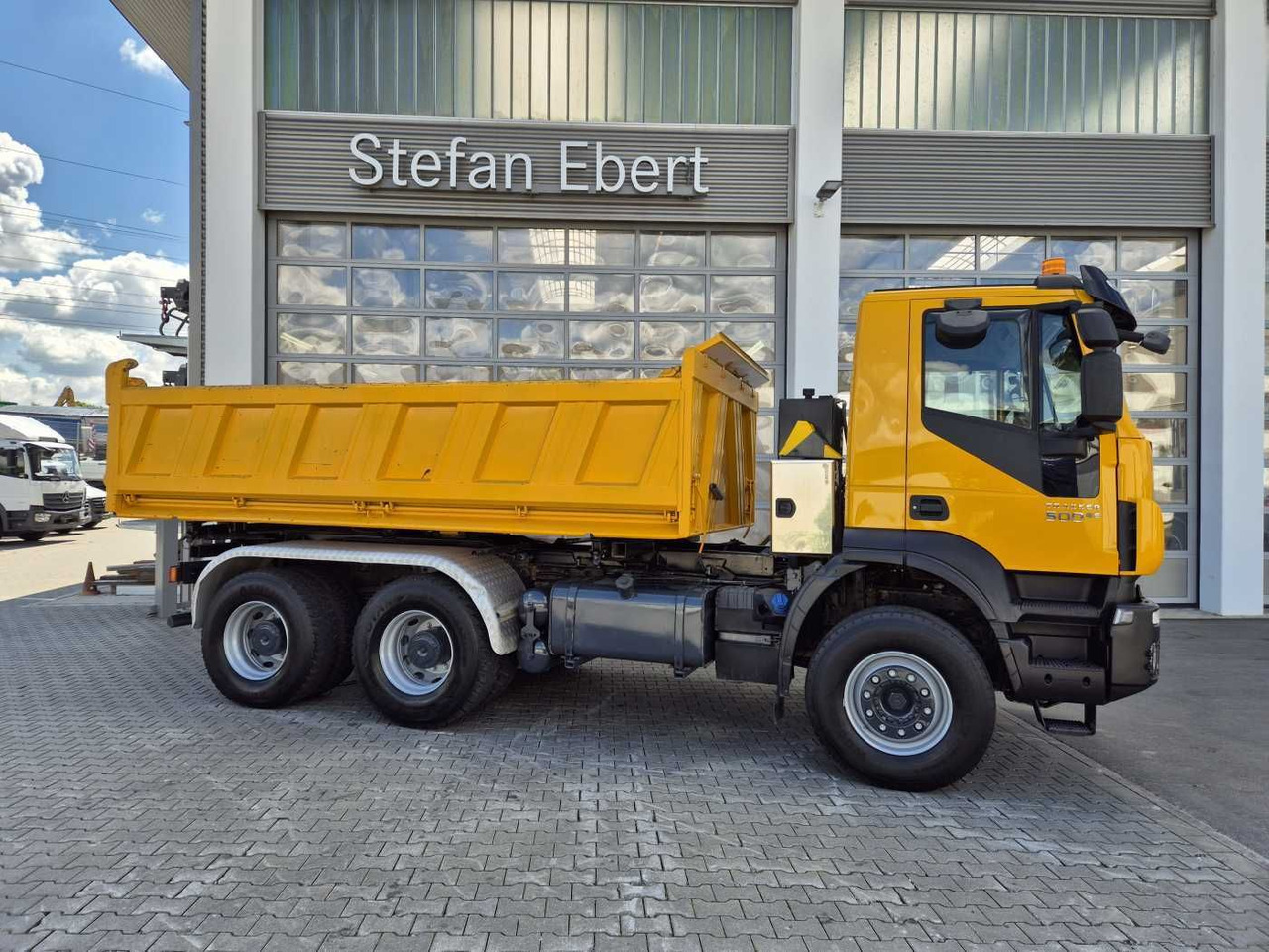 Iveco Trakker AD380T50 6x4 Kipper/SZM Wechselsystem - قلابات: صور 5 Iveco Trakker AD380T50 6x4 Kipper/SZM Wechselsystem - قلابات: صور 5