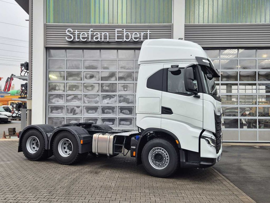 Iveco X-Way AS440X57TZ/P ON+ 6x4 Intarder 2xBett Iveco X-Way AS440X57TZ/P ON+ 6x4 Intarder 2xBett - شاحنة جرار: صور 4 Iveco X-Way AS440X57TZ/P ON+ 6x4 Intarder 2xBett Iveco X-Way AS440X57TZ/P ON+ 6x4 Intarder 2xBett - شاحنة جرار: صور 4