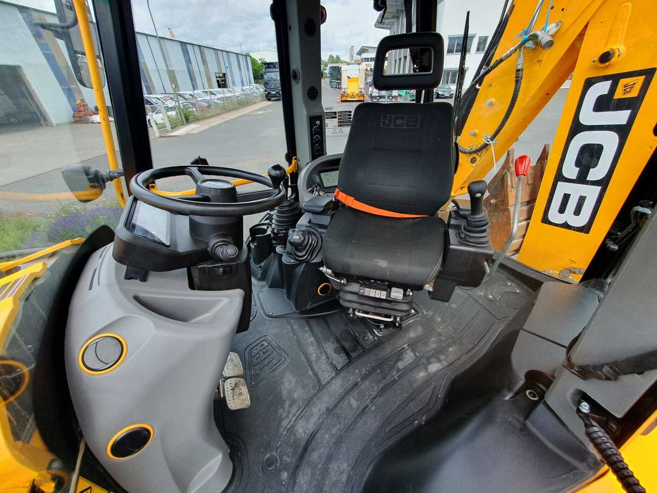 حفار متعدد الاستخدام JCB 3CX / Gabel & 4in1 Schaufel / nur 1.561h / 2022: صور 10