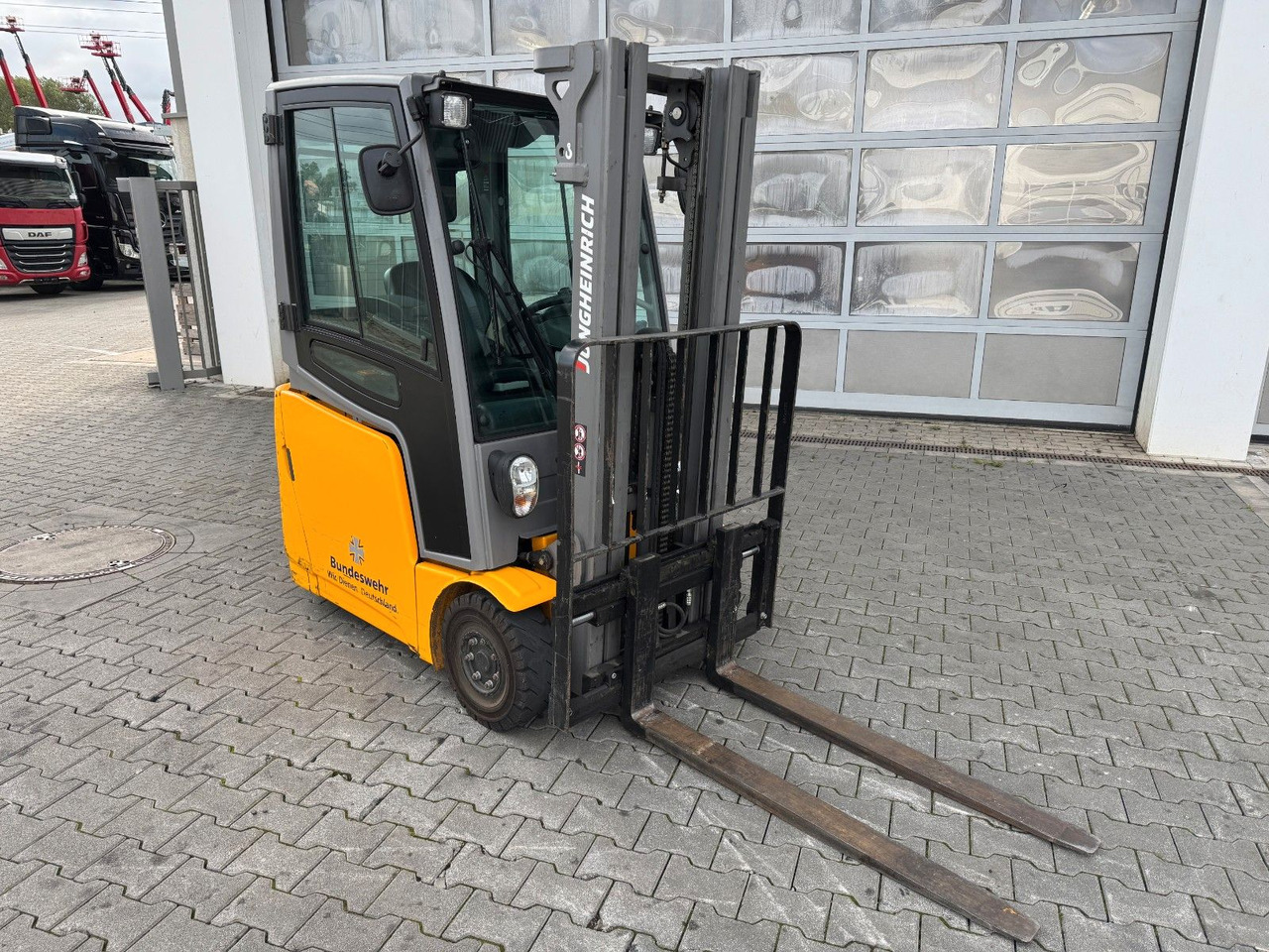 Jungheinrich EFG 215 / Triplex: 4.25m! / SS / nur 716h! - رافعة شوكية كهربائية: صور 3 Jungheinrich EFG 215 / Triplex: 4.25m! / SS / nur 716h! - رافعة شوكية كهربائية: صور 3