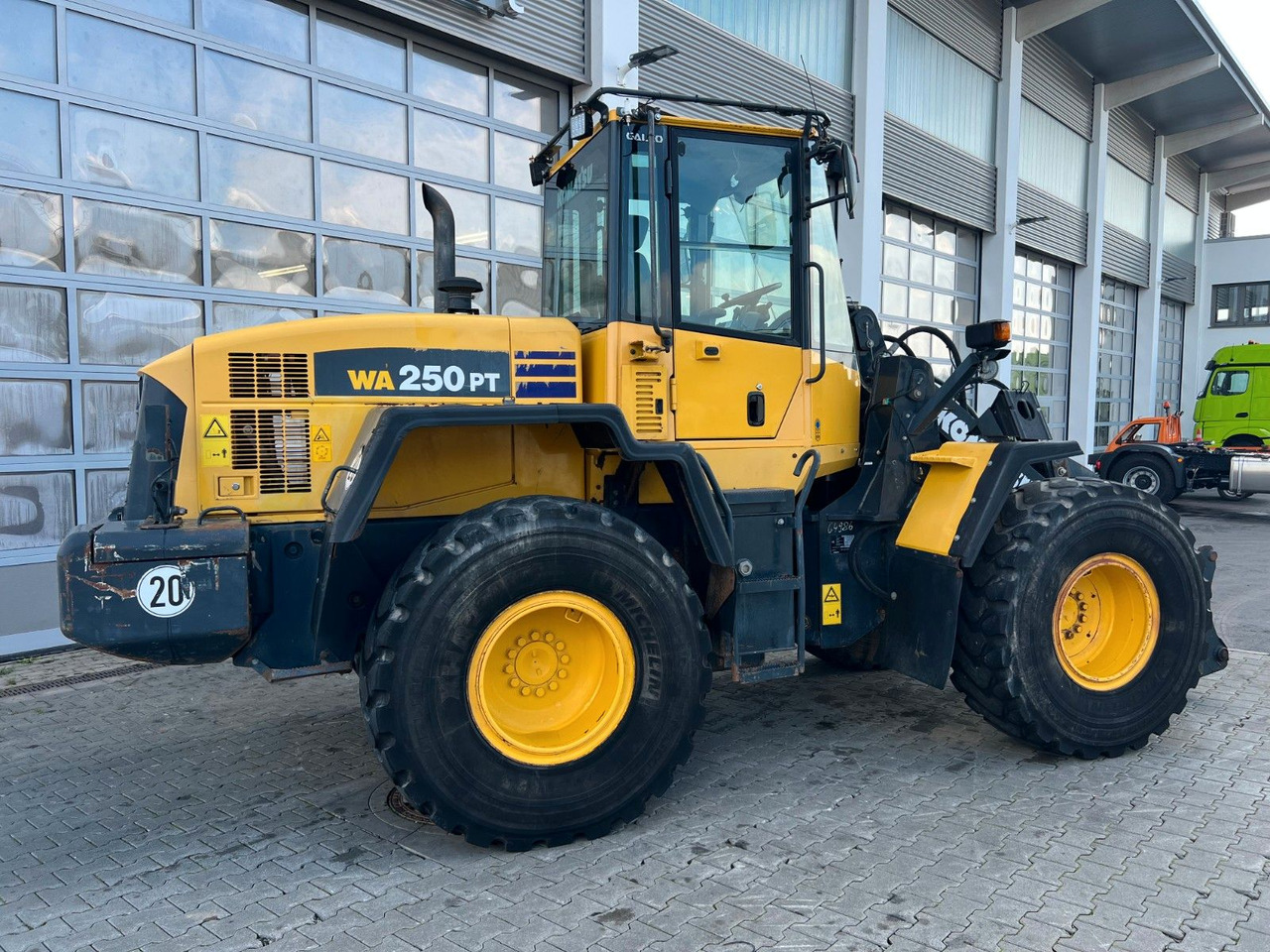 Komatsu WA 250 PT - 5H / 12.390h / - اللودر بعجل: صور 4 Komatsu WA 250 PT - 5H / 12.390h / - اللودر بعجل: صور 4